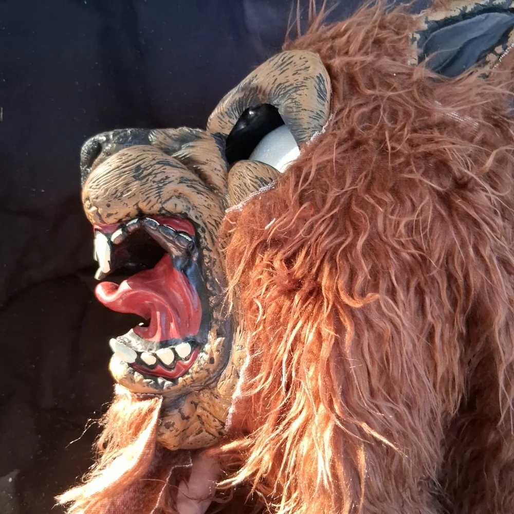 Vintage 90s Brown Furry Werewolf Monster Halloween Rubber Mask Scary Fangs